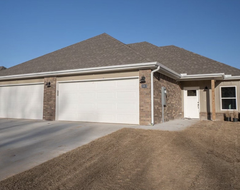Primary Photo - Farmington Hills Duplexes