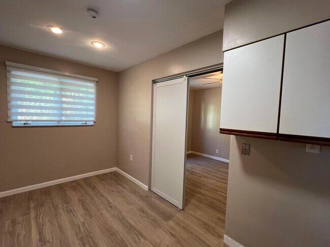 Building Photo - 4011 Beechwood Blvd