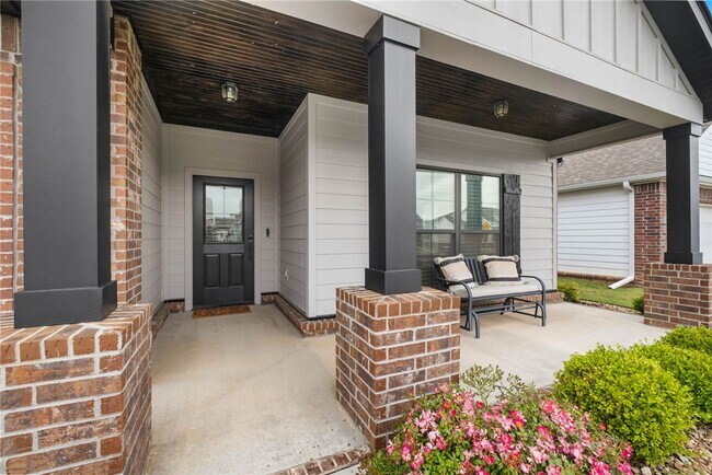 Foto del edificio - 2104 SW Huntwick Ave