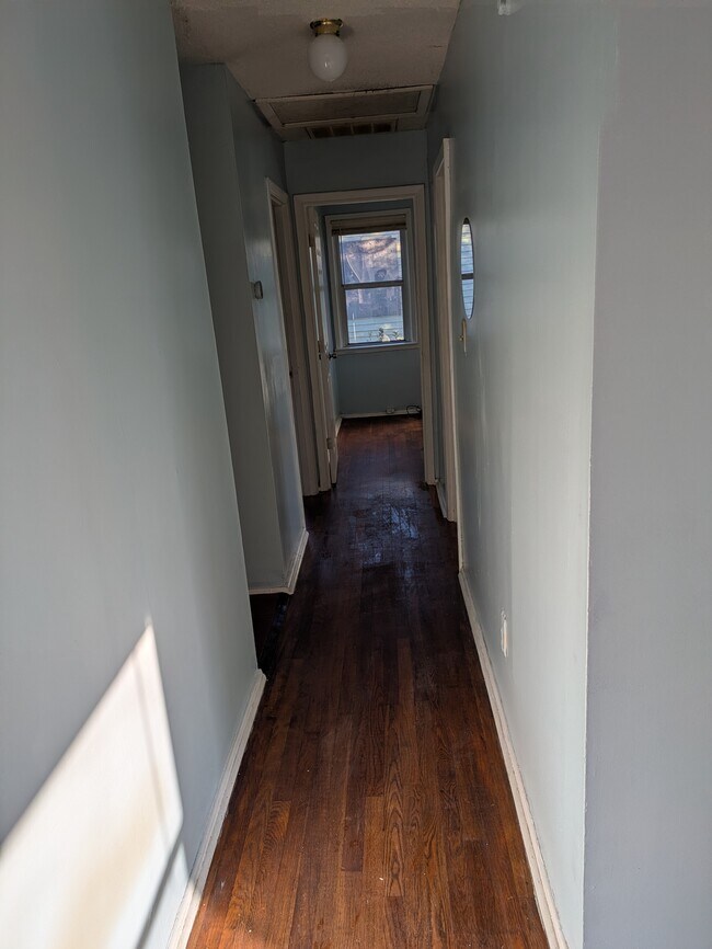 Foto del edificio - 1600 Damon St