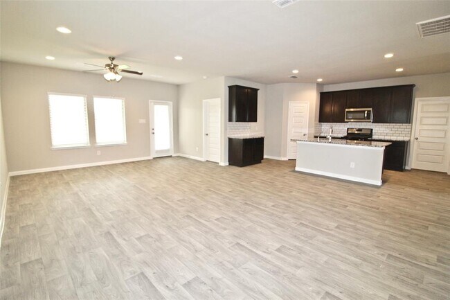 Foto del edificio - 3746 Canyon Shore Ln