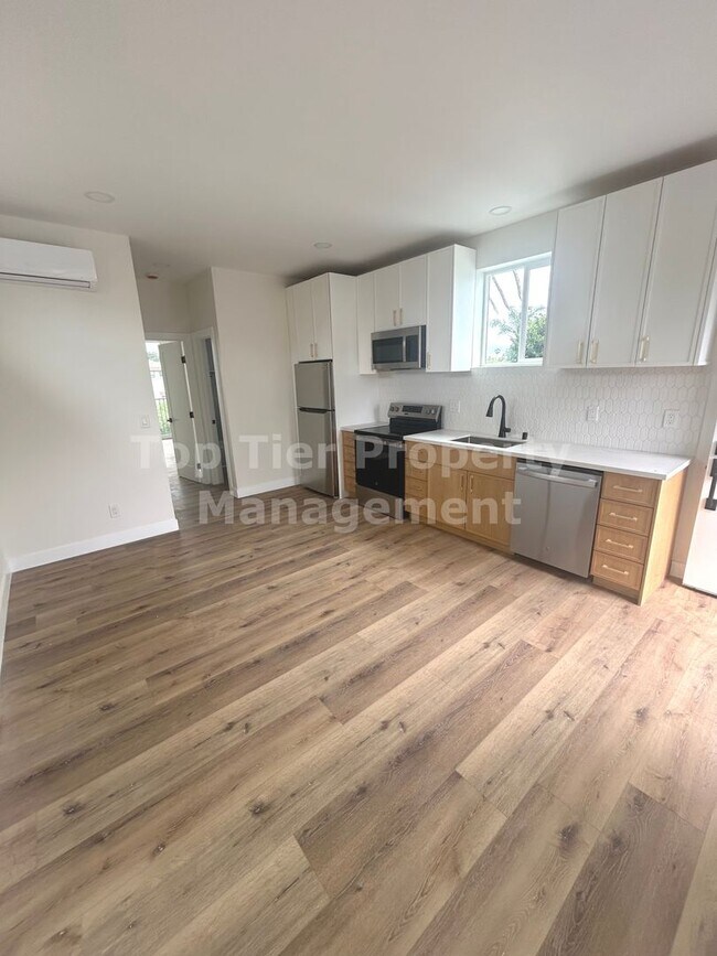 Building Photo - **BRAND NEW - 1 bed, 1 bath Unit in the Heart of South Park - Available NOW***