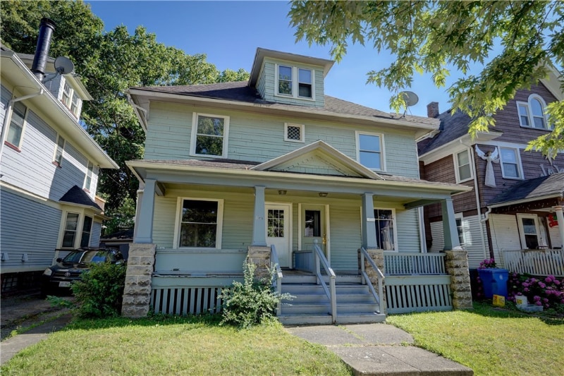 Foto principal - 223-225-225 Rosewood Terrace