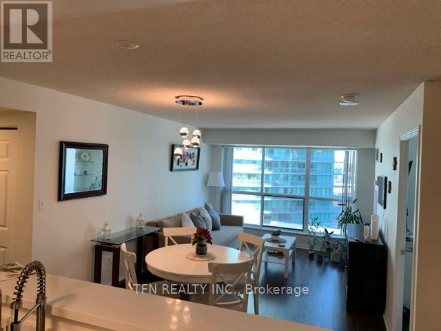 Building Photo - 23 Lorraine Dr