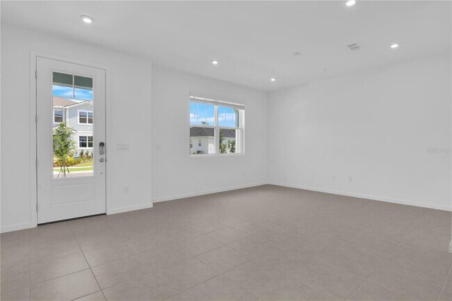 Building Photo - 9656 Peace Dr