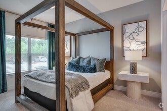 2BR, 2BA - 1,112SF - Cue Luxury Apartments