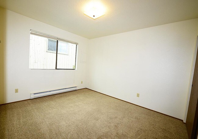 Building Photo - 2219 West Raye Street # 3