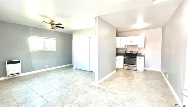 Foto del edificio - 4311 W 169th St