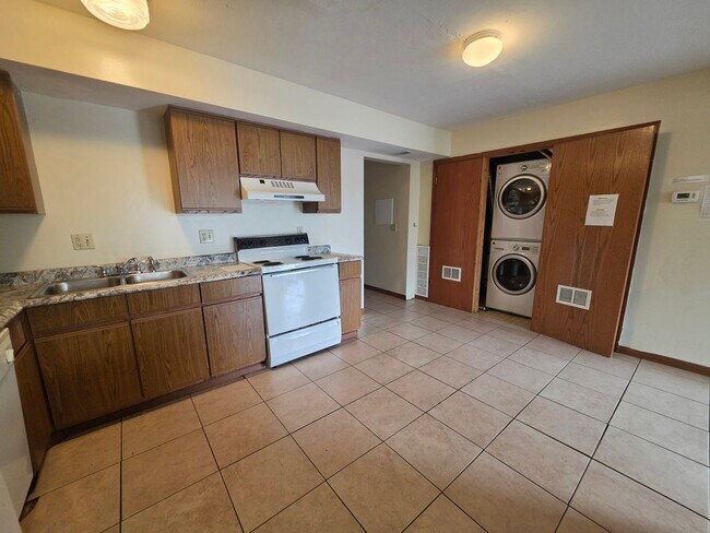 Foto del edificio - 1509 Whitehall Blvd