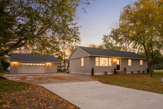 Building Photo - 15240 Kangaroo St NW