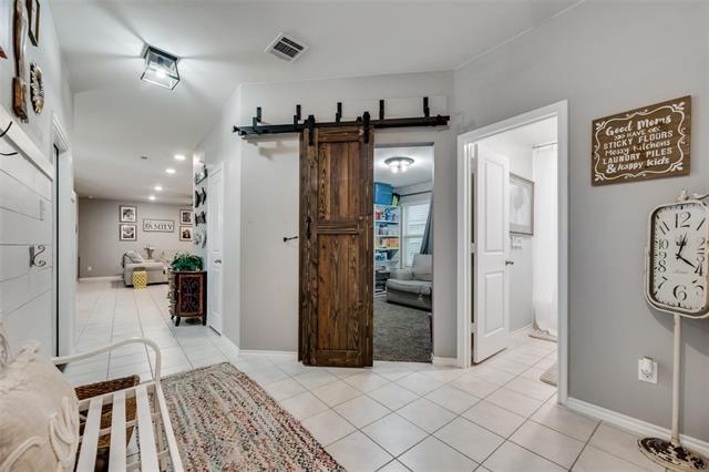 Foto del edificio - 315 Patina St