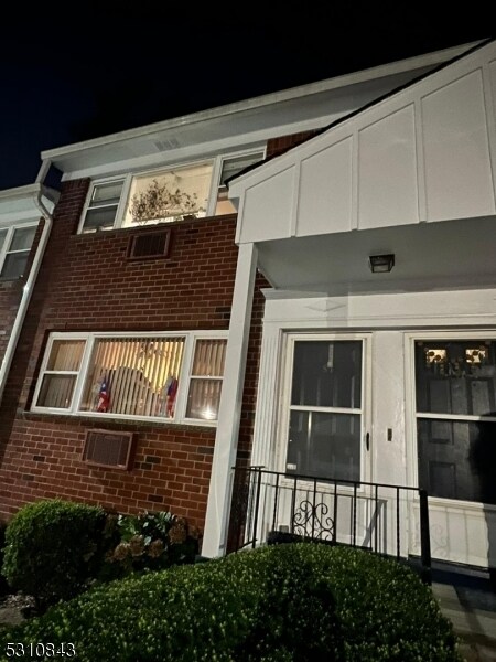 Foto del edificio - 117 Pennington Ave