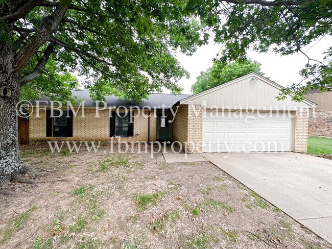 Foto del edificio - 921 Park Place - Beautiful 3 Bedroom, 2 Ba...