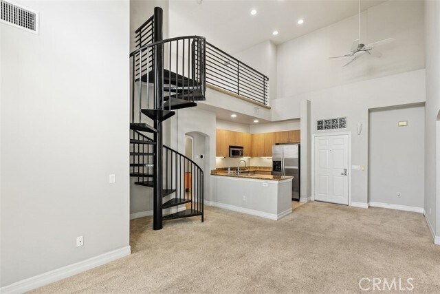 Building Photo - 525 N 11th Ave