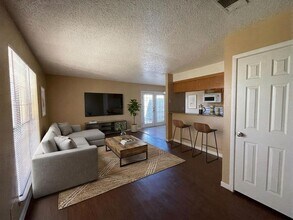 Building Photo - 1102 Covey Ln