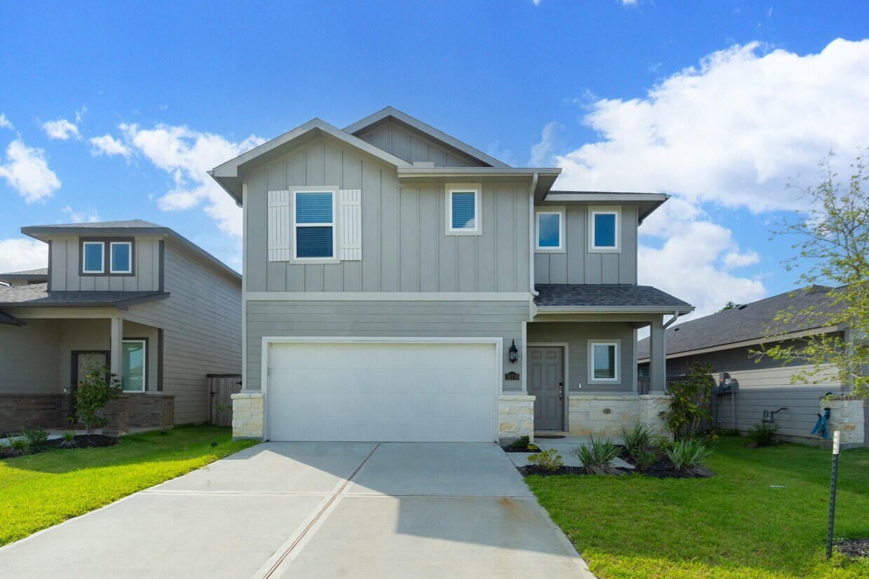 Foto principal - 18719 Chisholm Mdws Dr