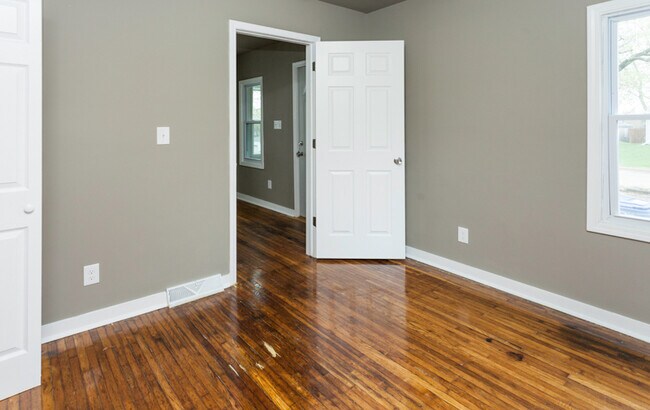 Foto del edificio - Cozy 3 Bedroom 1 Bathroom- Located near bl...
