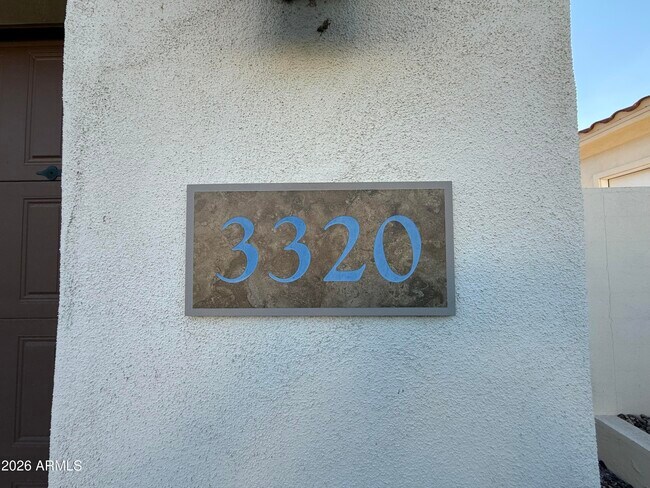 Foto del edificio - 3320 S Waterfront Dr
