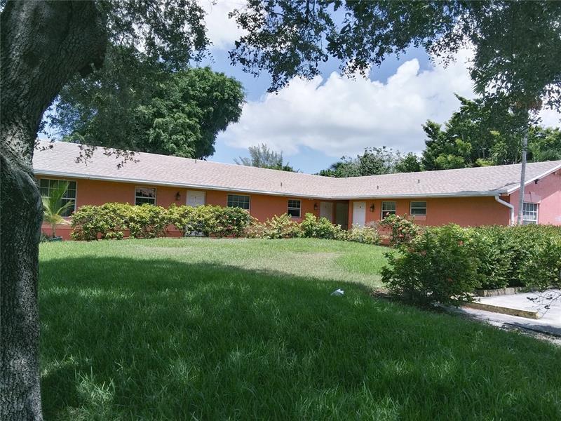 Primary Photo - 2319 Johnson St