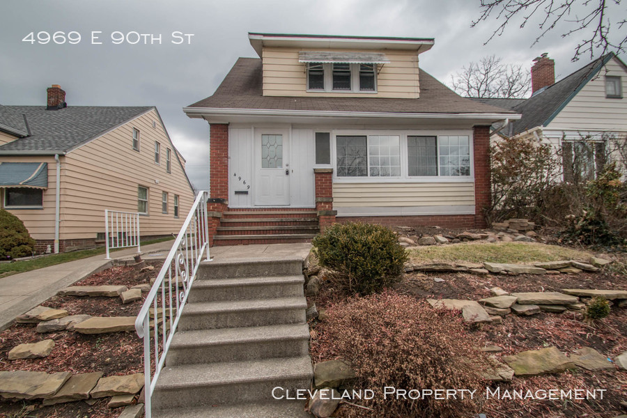 Foto principal - Beautifully Renovated Garfield Hts Home