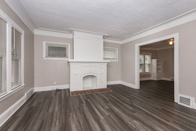 Building Photo - 1696 Coventry Rd
