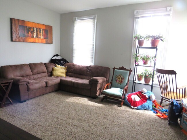 Foto del edificio - 105 N State St