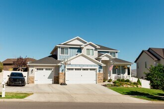 Building Photo - 1481 Sage Bloom Way