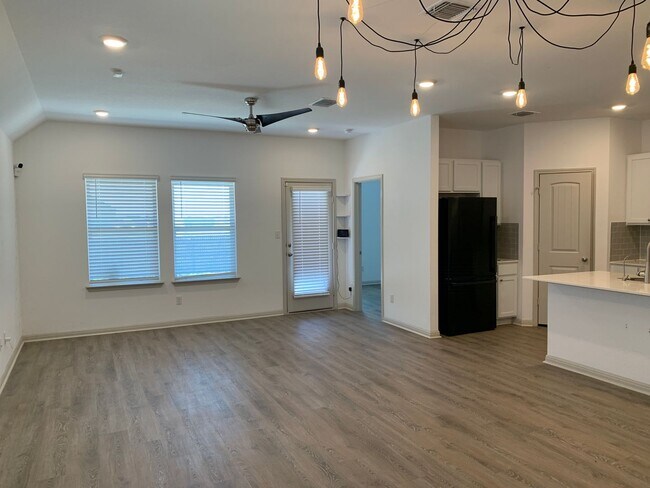 Foto del edificio - Lovely 3 Bed 2 bath home in Hutto