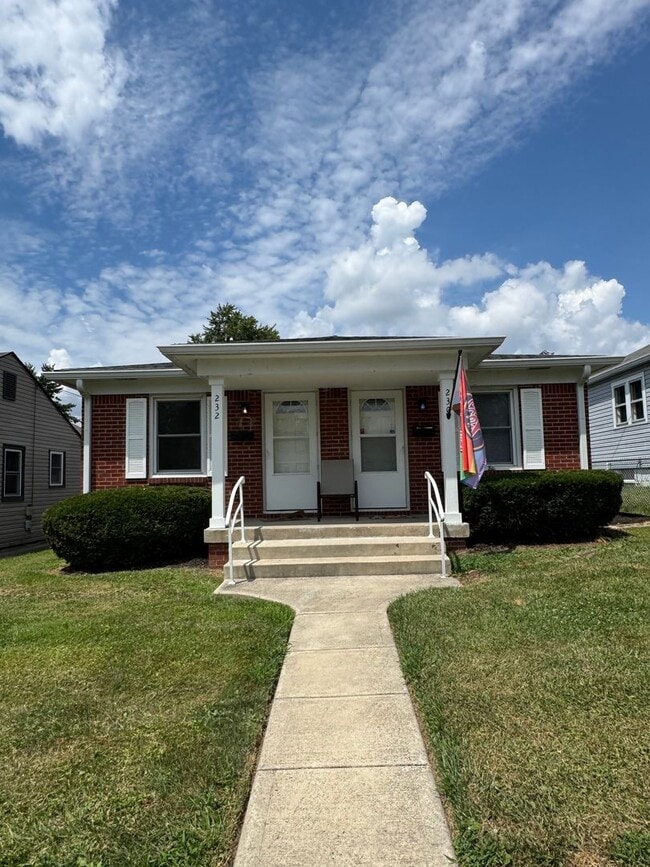 Building Photo - 230-232 5th