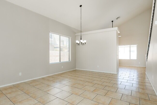 Foto del edificio - 8216 W Globe Ave