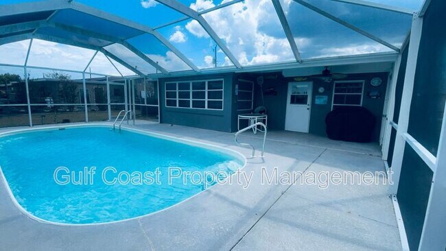 Building Photo - 631 Palmetto Dr