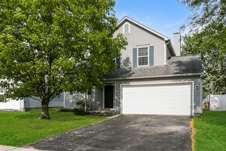 Building Photo - 818 Wallinger Dr