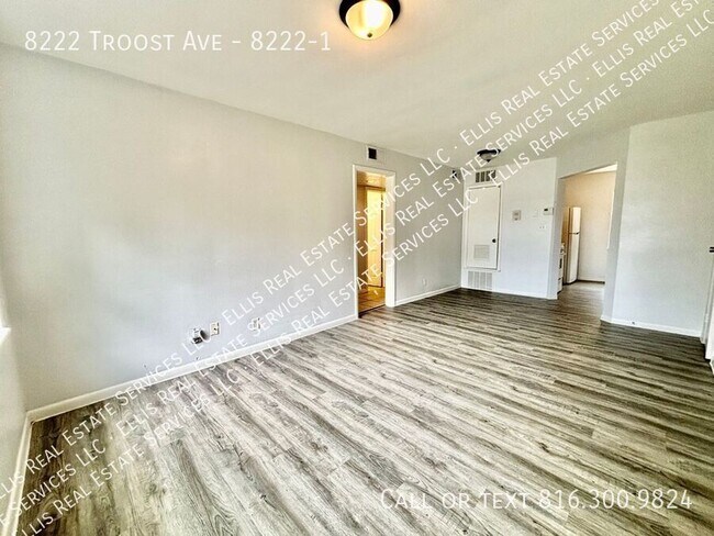 Foto del edificio - 8222 Troost Ave