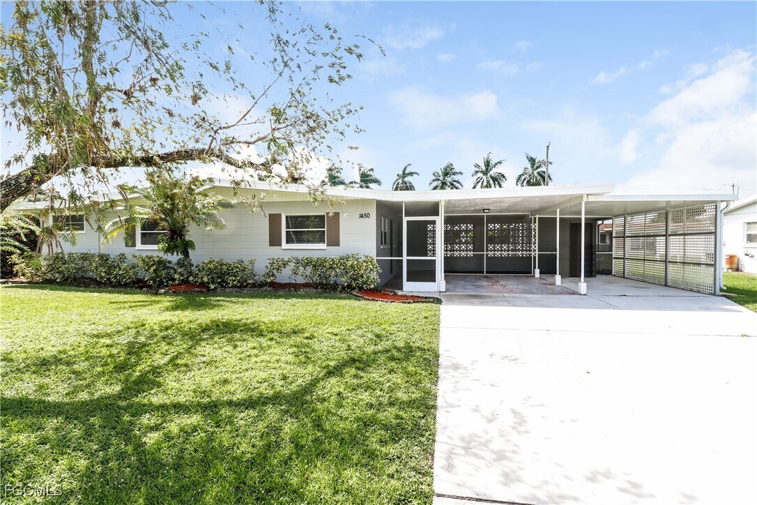 Foto principal - 1450 Mandel Rd