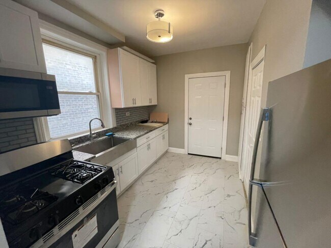 Foto del edificio - 8111 S Evans Ave