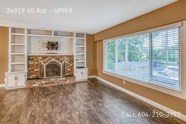 Building Photo - Upper Home In Quiet Country Location
