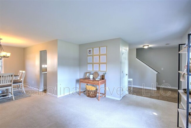 Building Photo - 107 Gibby Ln