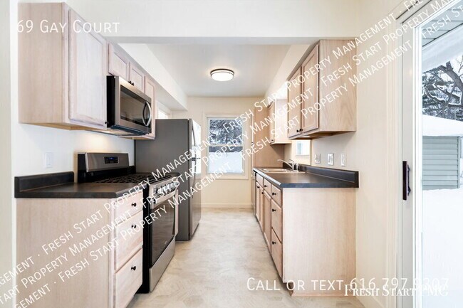 Building Photo - 69 Gay Ct