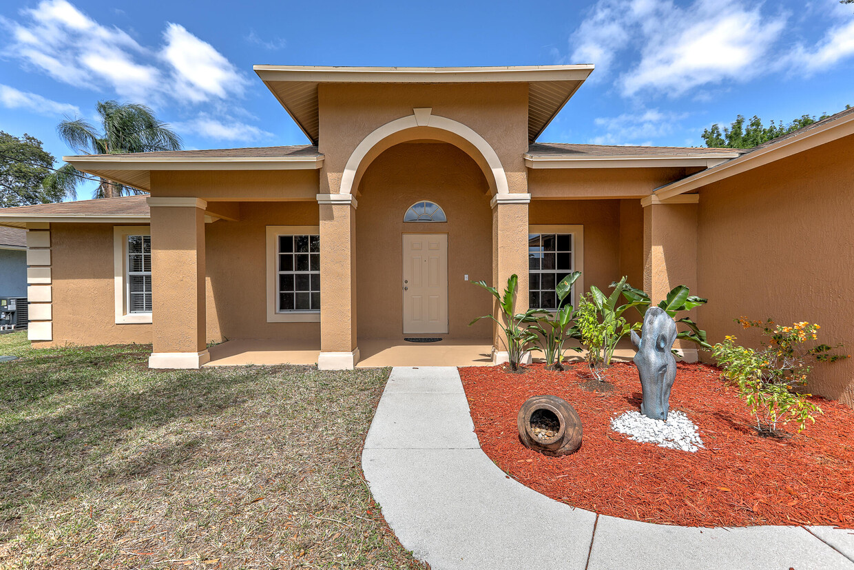 Foto principal - 3514 SW Zullo St
