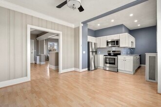 Building Photo - 73 Grovers Ave