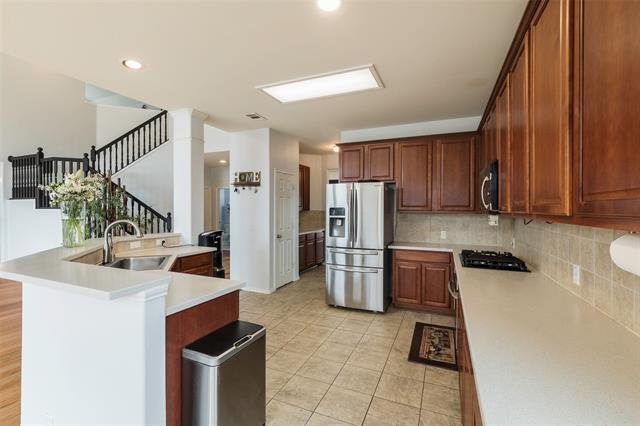 Foto del edificio - 3010 St Joseph Dr