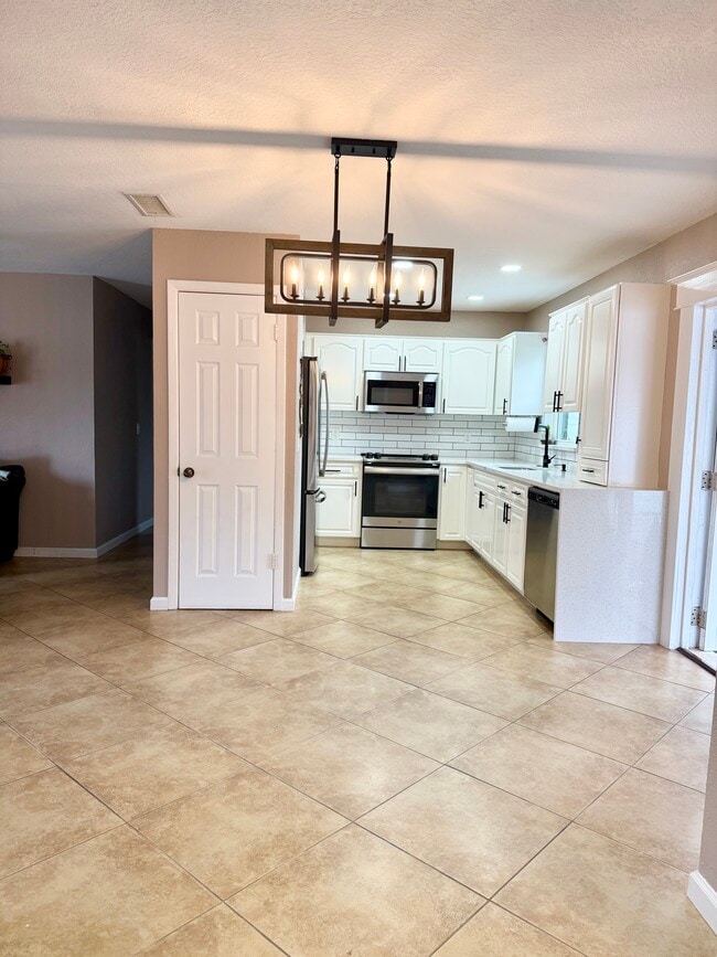 Foto del edificio - 4427 Tuna Dr