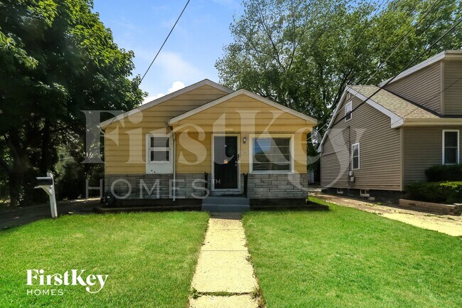 Building Photo - 703 Porter St