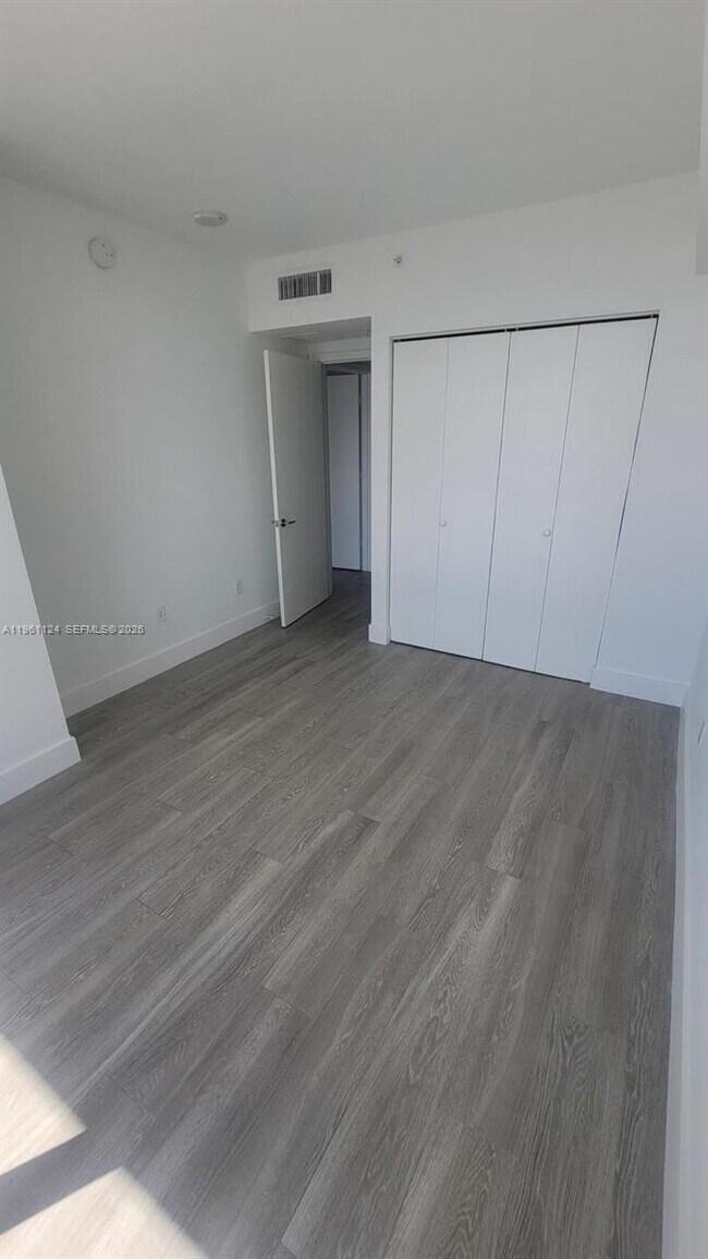 Foto del edificio - 1010 SW 2nd Ave