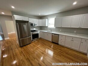 Building Photo - 366 Highland Ave