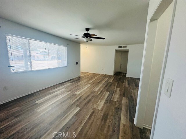 Foto del edificio - 28940 Carmel Rd