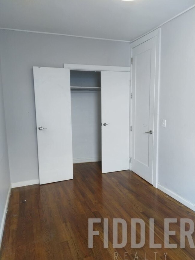 Foto del edificio - 155 S 4th St