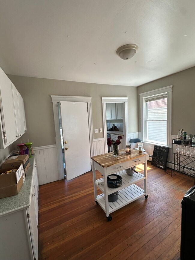 Foto del edificio - 37-39 Pembroke Ave  - Unit #3
