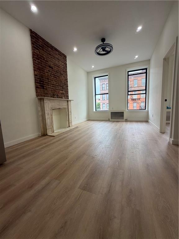 Foto del edificio - 387 7th Ave