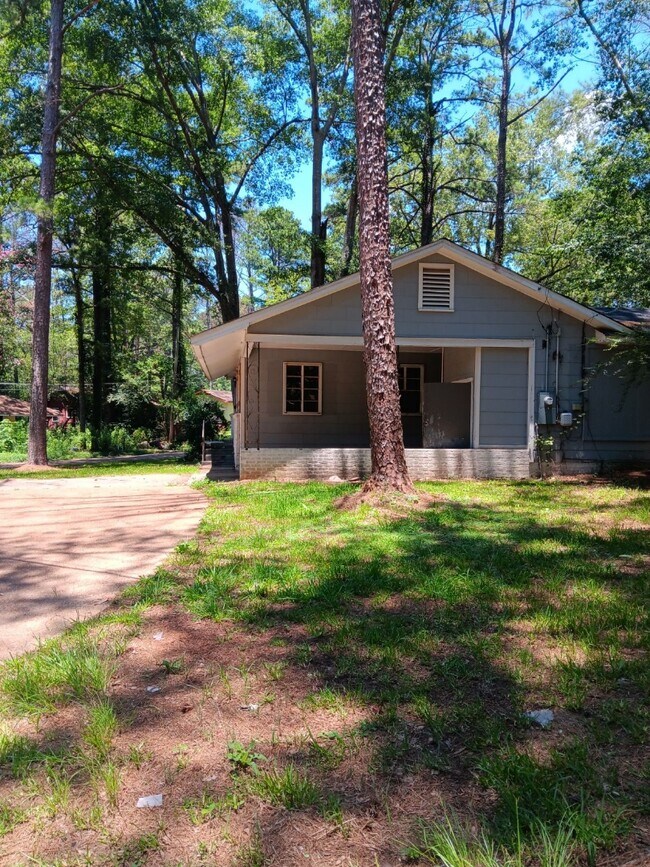 Foto del edificio - 1234 Glen Erin St